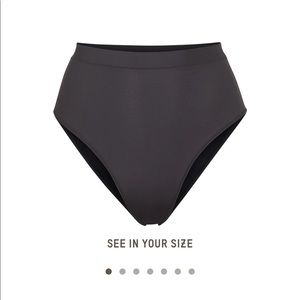 Skims high waisted brief